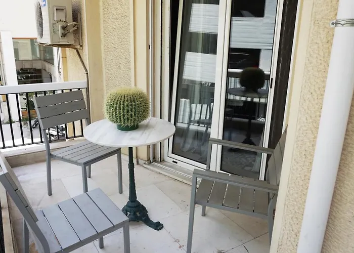 A Few Steps Away From Syntagma And Plaka By Athenian Homes